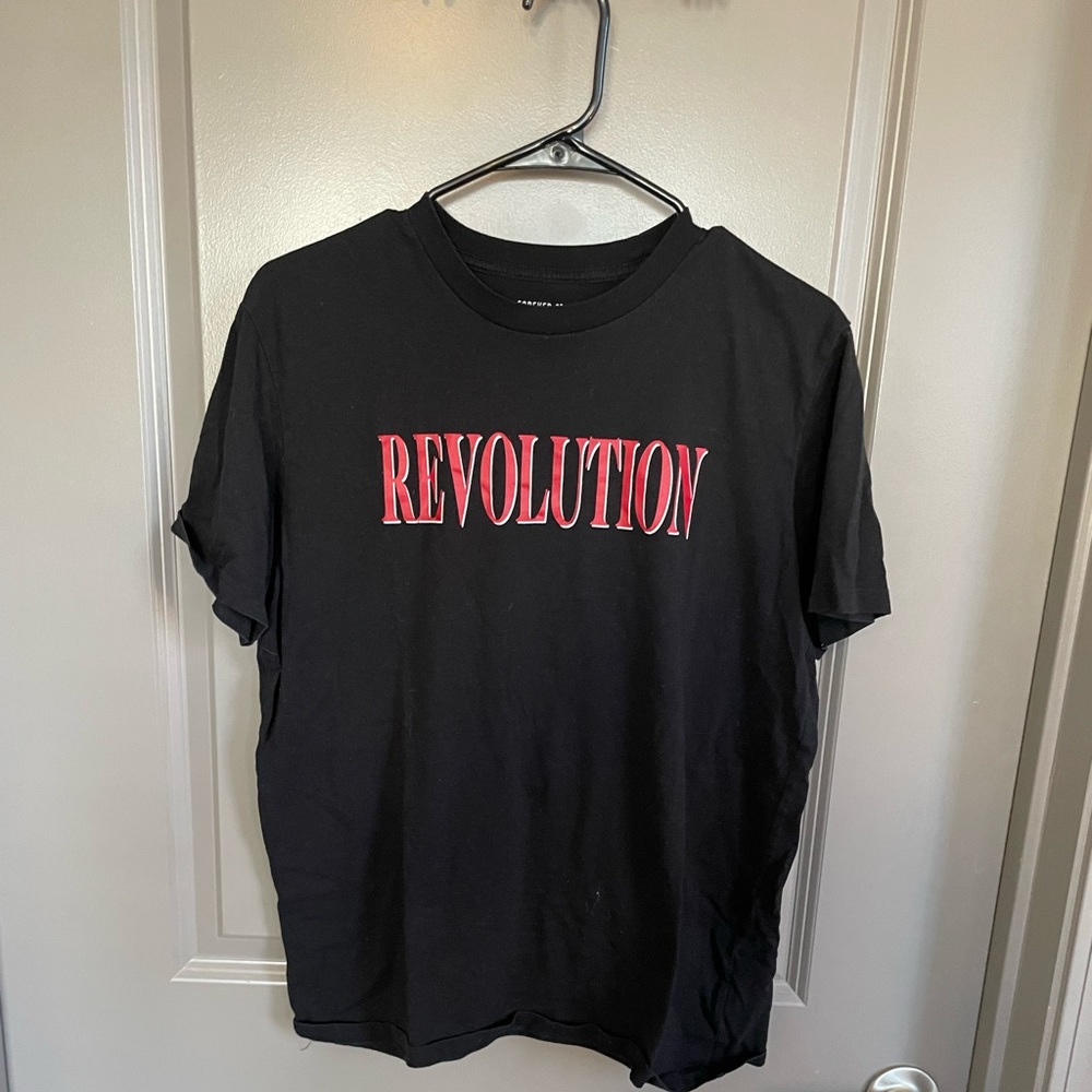 Black graphic Tee